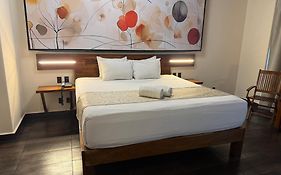 Reina Roja Hotel